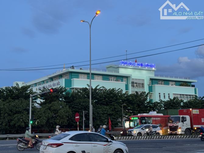 Sơn trà, Trần nhân tông, tòa căn hộ 4 tầng 2 mặt tiền thu nhập 60tr/th.
