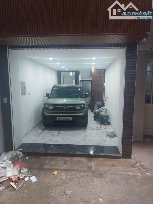 Trung Liệt 6 tầng thang máy ô tô kinh doanh 22m 6 tầng Mt 4 m giá 10.45 tỷ