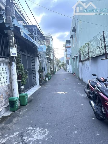 👉.Hàng Cực Hiếm Khu Quân đội Ngay Gần Chợ Tân An _Thanh Khê_Đà Nẵng. ✅Nhà 2 tầng kiệt  ÔT
