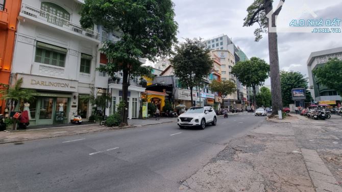 Bán nhà MT Nguyễn Đình Chiểu Q1, DT 6x18m CN 103m², HĐT 110tr/th, Giá 70 tỷ