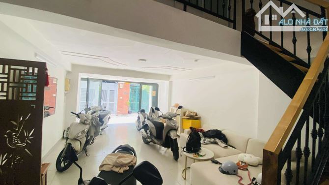 2 mặt hẻm XH 1/Nguyễn Hữu Cảnh 4 tầng, ngang 4.3 nở hậu 4.7x 14 m, p22 Bình Thạnh .