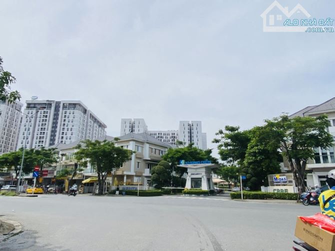 13 TỶ-KHU VIP HƯNG PHÚ-90M2-4 TẦNG-KẾ MERITA KHANG ĐIỀN-LIÊN PHƯỜNG Q9