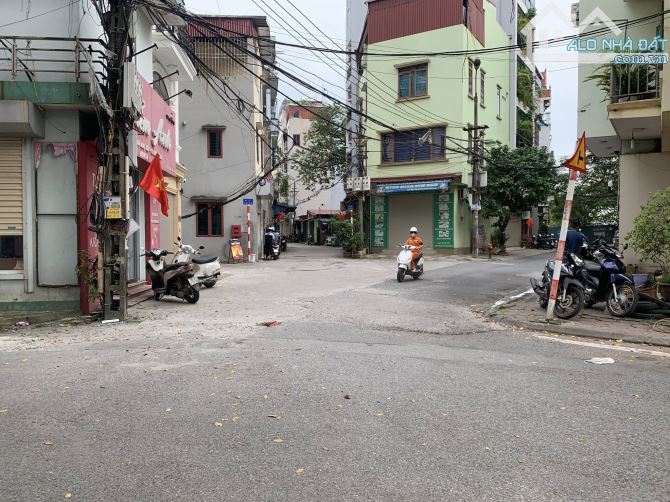 HUỲNH TẤN PHÁT 40M-5 TẦNG-5MT-6 TỶ - Ô TÔ TRÁNH KINH DOANH SẦM UẤT
