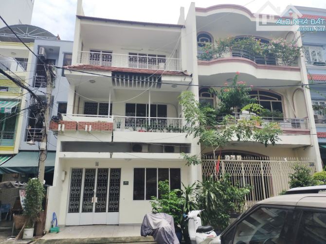 Nhà Phố 3 lầu HXT 10m đường Thành Thái - Tô Hiến Thành Quận 10 ( 6 x 18m) Giá: 25.5 Tỷ.
