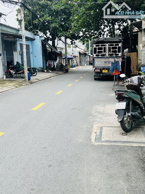 MẶT TIỀN TRẦN THỊ HÈ ĐƯỜNG 12M- DIỆN TÍCH KHỦNG 111M2- 3 TẦNG - SỔ VUÔNG HOÀN CÔNG ĐỦ