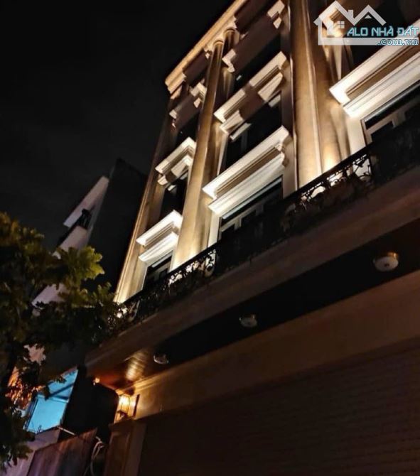 Mặt Phố Trung Phụng, Đống Đa, 268m2*9T, Mặt Tiền 10.5M, Nở Hậu, 2 Thang Máy, DT 6.5 Tỷ/Năm