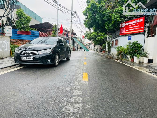 GIÁ RẺ BẤT NGỜ! Đất Thôn Lỗ Giao, Việt Hùng, Đông Anh: 42m2, Lô góc, sát đường trục chính