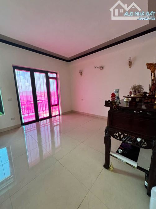 🏡 BÁN NHÀ 3 TẦNG ĐẸP LUNG LINH – THANH CHƯƠNG, PHƯỜNG QUẢNG THÀNH  ✨ Nhà mới đẹp, thiết k