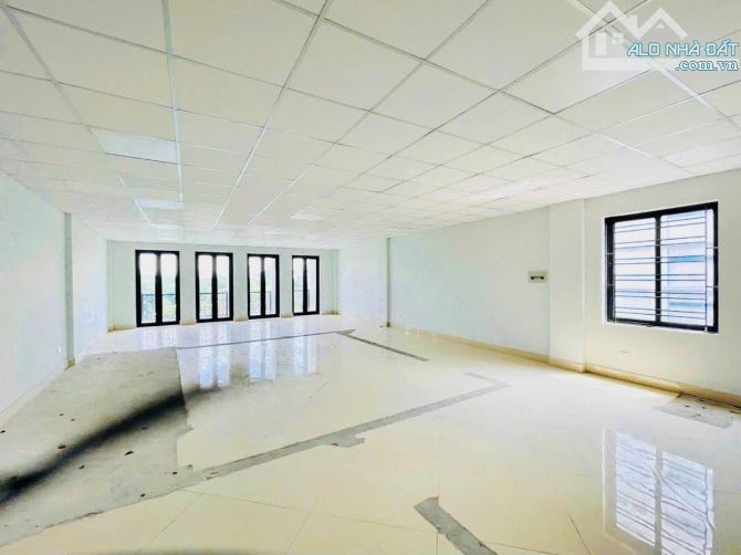 Bán gấp mặt phố Ô Đồng Lầm, Đống Đa, 167m2*9T, MT 8.8m, 2 thoáng, mặt hồ Ba Mẫu, Thang Máy