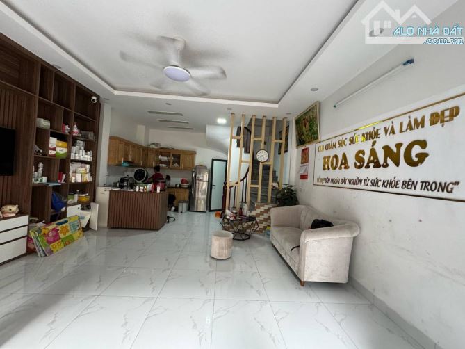 BÁN NHÀ TRUNG KIÊN Ỷ LA_TRUNG TÂM_NGÕ THOÁNG_MT RỘNG_38.5m²x5T_7.18 TỶ