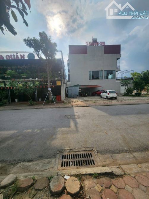 ĐẸP NHẤT KHU 31 HA / Lô góc sáng bừng / Ô tô đậu đỗ / View Công viên / 226M