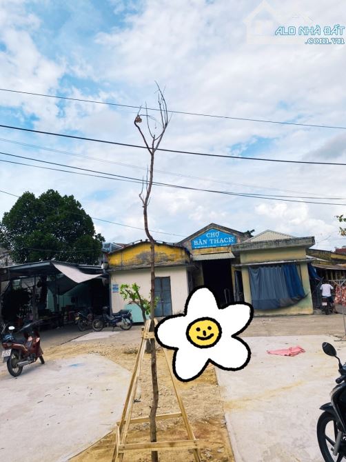3 lô liền kề sạch đẹp nằm gần làng chiếu Bàn Thạch-DUy Vinh-Sổ riêng từng lô-Giá 740tr/1lô