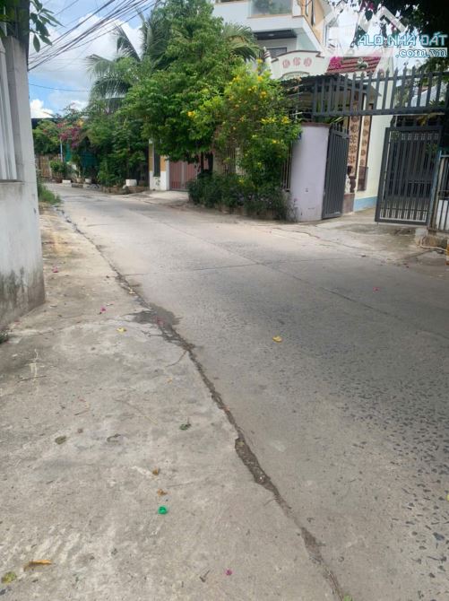 BÁN LÔ ĐẤT HẺM ĐƯỜNG GÒ CÂY CÓC VĨNH THẠNH , P TÂY NHA TRANG GIÁ 1,9 TỶ