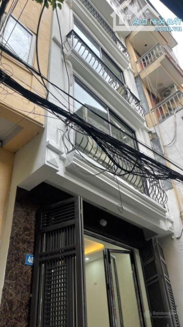 Tân triều - xe đỗ cửa - kinh doanh online - giao thông thuận tiện