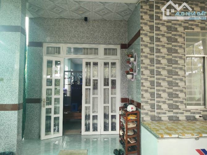 NHÀ LỚN ĐẸP BÁN GẤP TÂN THỜI NHÌ HÓC MÔN 800TR SHR,(5X25)