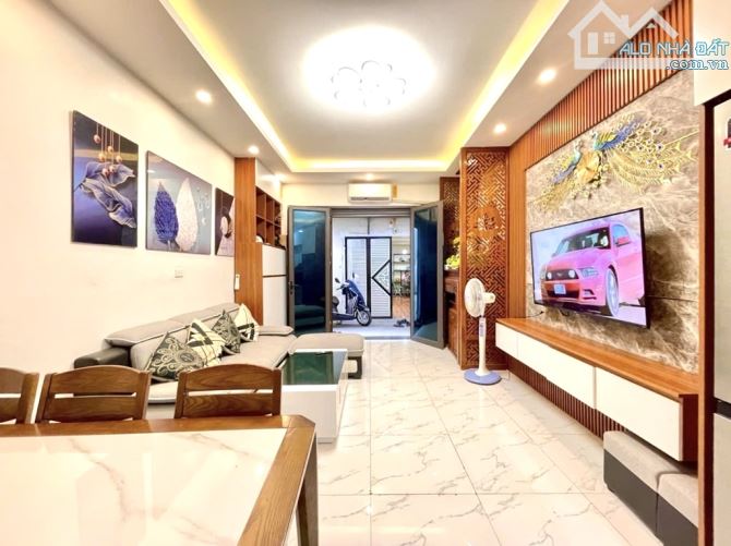 Quá Rẻ Bán Nhà 3T Ngọc Hồi 60m2, 5,52ty, chợ trường đủ cả, oto đỗ cửa