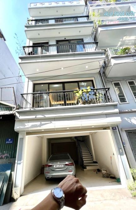 LĨNH NAM- VĨNH HƯNG  65m2 -PHÂN LÔ - NGÕ THÔNG - Ô TÔ TRÁNH - VỈA HÈ - Ô TÔ VÀO NHÀ