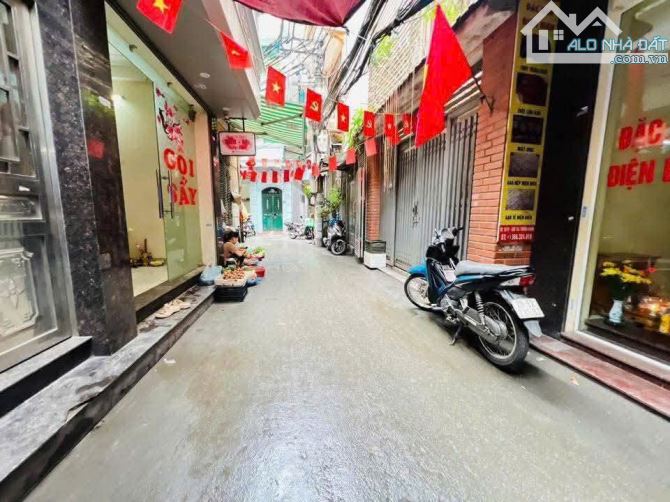 Căn hộ dòng tiền 48m2,7T  TM, 12 Phòng, Ngõ nông gần Đại học công Nghiệp...