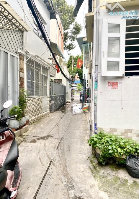 4T-BTCT-CÁCH HOÀNG SA 5 CĂN NHÀ- 28M2 – 4.650 TỶ