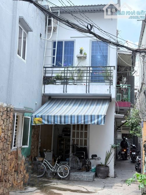 Nhà SHR 3 tầng HXH 11m2 – Nguyễn Văn Nghi Gò Vấp