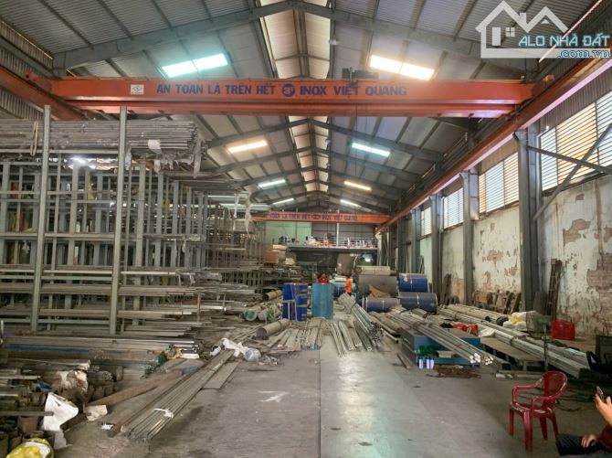 Cho thuê Kho Xưởng 1.400m2 Bình Tân. Có sẵn 2 Palang, cẩu trục