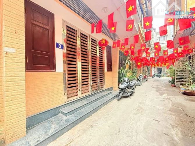 Phân lô Nghĩa Tân, Cầu Giấy, 35m, 6 tầng, Ngõ thông , Giá 10.9 tỷ
