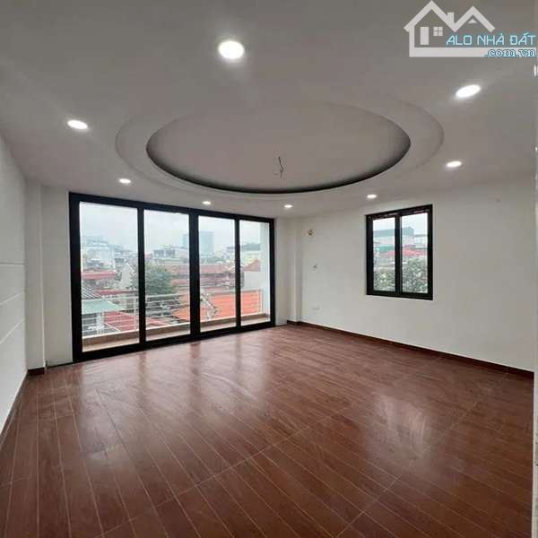 Siêu phẩm Thụy Khuê - Tây Hồ 45m2 5 tầng kinh doanh giá gần 12 tỷ