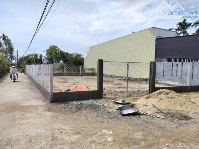 Bán lô Biệt thự vườn 240m2, lô góc 2 diện, Dt. 11,5x21m P. Nghĩa Lộ, Quảng Ngãi