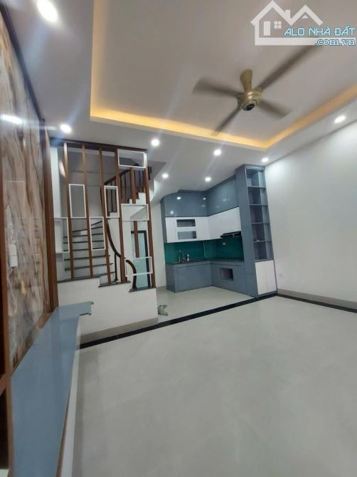 NHÀ DUY NHẤT MẶT NGÕ PHAN ĐÌNH GIÓT-HÀ ĐÔNG_OTO QUA NHÀ_FULL ĐỒ SẴN Ở_35M*5T*MT4,7*7,8 TỶ