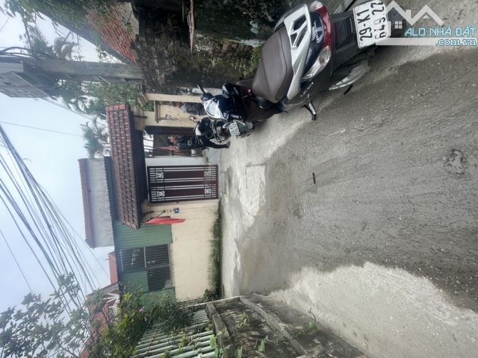 Bán nhà đất, vị trí đẹp, thuận tiện, giao thông, trường học, y tế