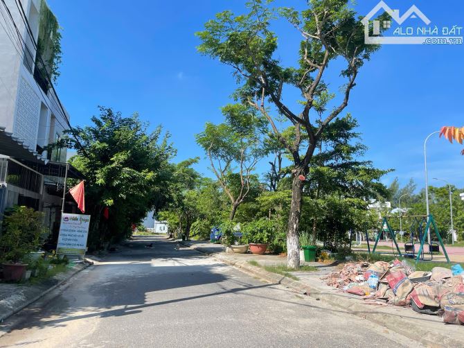 BÁN ĐẤT MT ĐƯỜNG QUÁN KHÁI 7 ĐỐI DIỆN CÔNG VIÊN - NGAY PHỐ CHỢ NON NƯỚC