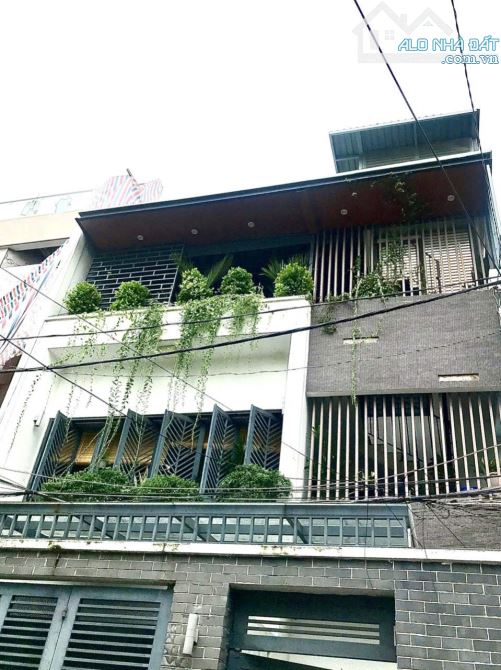 Bán biệt thự đường Lê Văn Sỹ, P1, Quận Tân Bình. DT: 7.5m x 19m giảm 2 tỷ