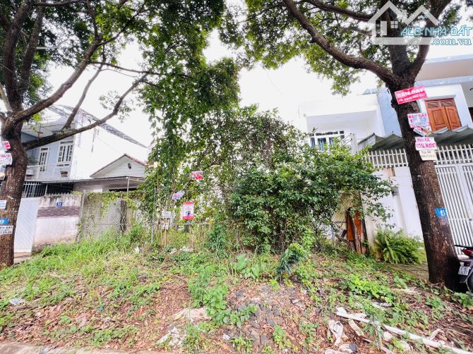 HIẾM!!! 02 LÔ LIỀN KỀ ĐƯỜNG NGUYỄN KHẮC TÍNH - KHU TRƯỜNG NGUYỄN DU. 5x23m - TÂY BẮC