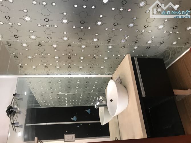 Nhà 3 phòng ngủ gần Lotte Gò Vấp 2 mặt hẻm thoáng không lộ giới  Đường Thống Nhất P16