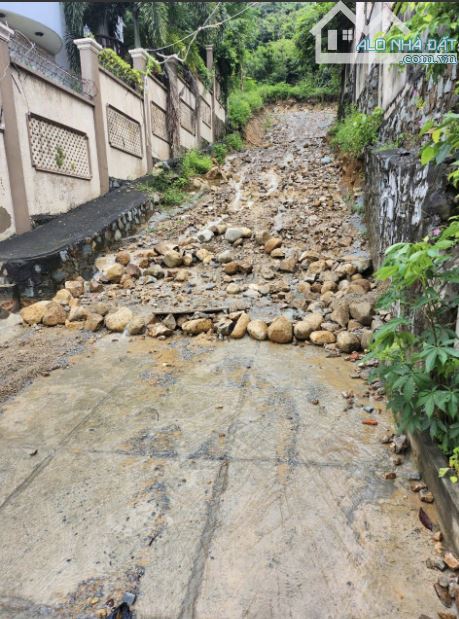 🌊 Cần bán – Đất biệt thự hẻm ô tô Trần Phú – 500m² – View biển cực đẹp – Giá 30 tỷ 🌿