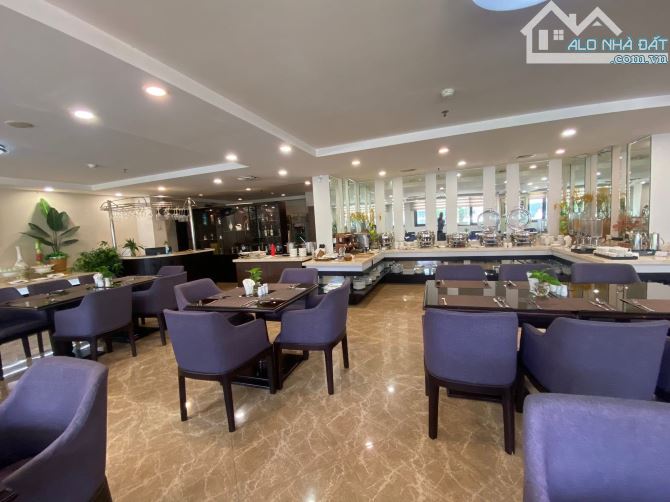 BÁN KHÁCH SẠN NGUYỄN KHÁNH TOÀN 288m2x12T THANG MÁY - MT 10m - 215 TỶ - HẦM - 3 Ô TÔ TRÁNH