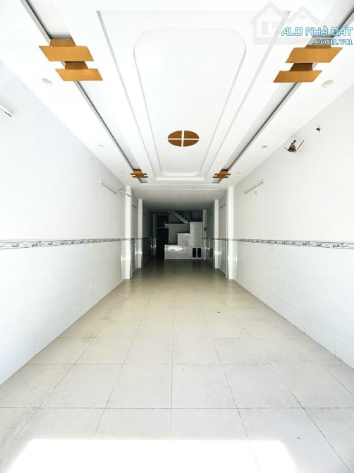 Bán Nhà Mặt Tiền, Kênh Tân Hóa, Tân Phú, 90M2, 4 Tầng, Chỉ 15 Tỷ