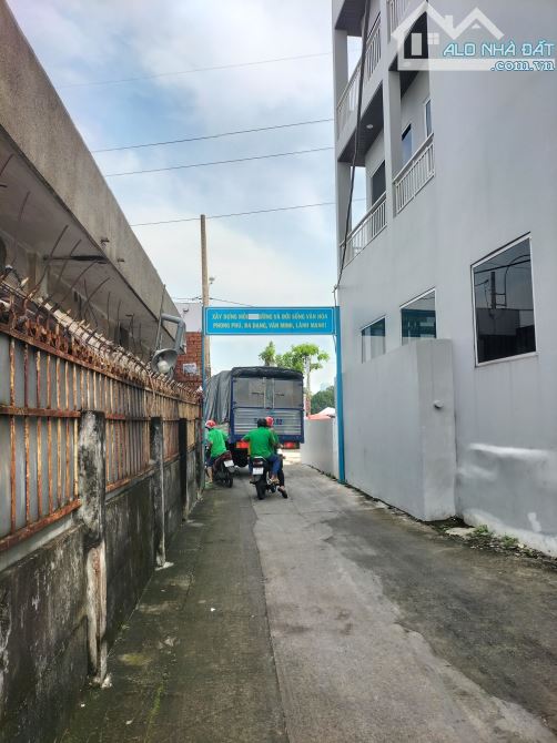 Bán NHÀ CẤP 4 ĐẸP 80M² TRẦN XUÂN SOẠN, TT TÂN THUẬN TÂY SỔ HỒNG RIÊNG nhỉnh 7 tỷ