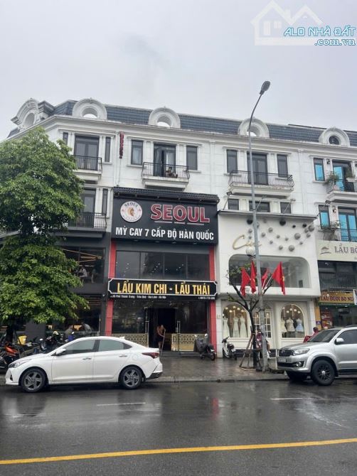 MẶT PHỐ VIP – 90M, 6M TIỀN, 4 TẦNG KD – VỈA HÈ RỘNG – KD TỐT NHẤT TRÂU QUỲ
