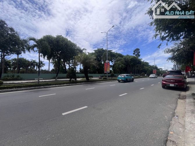 Bán gấp nhà mặt tiền Nguyễn Tri Phương – View công viên – Giá chỉ 17,5 tỷ!