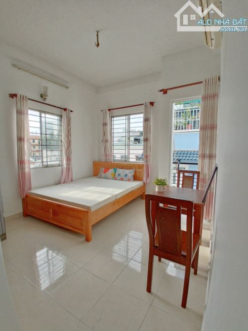 bán nhà đường Nguyễn Trãi, phường nguyễn cư Trinh, Q1 .DT:6x10m.5 tầng .Giá :13.9 tỷ