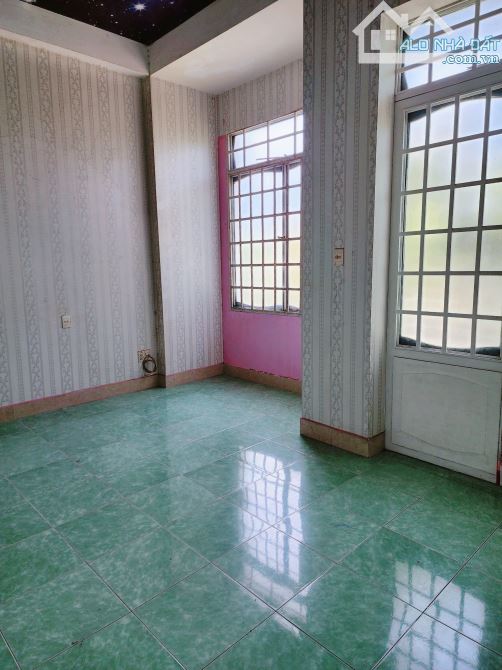 MT GẦN THÀNH THÁI 3 TẦNG 70M2 KHUÊ TRUNG CẨM LỆ CHỈ 6 X TỶ
