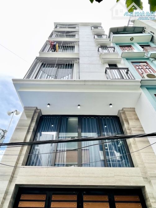 Bán nhà Siêu phẩm Đặng Tiến Đông, Lô góc, ô tô tránh, kinh doanh, 25 tỷ