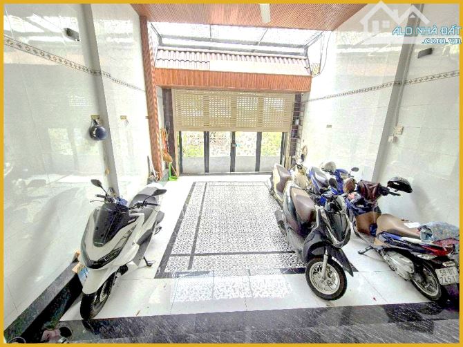 Bán nhà mặt tiền đường lê quang sung quận 6 gần chợ lớn, 84m2 4.5x23, 4 tầng, nhỉnh 13 tỷ