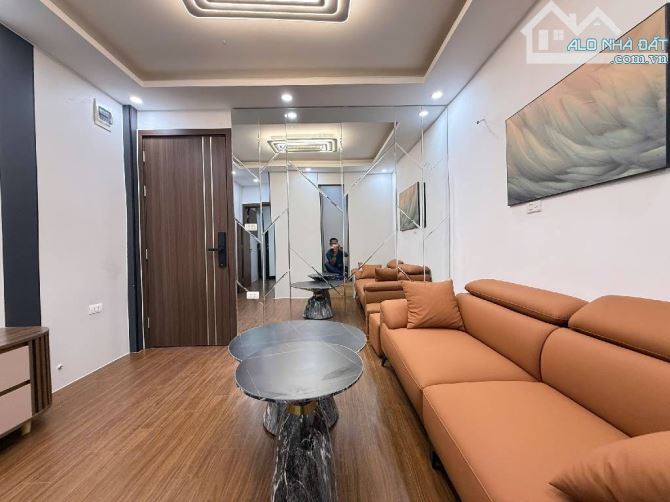 Bán căn hộ Tập Thể Phố Lê Quý Đôn Hai Bà Trưng 50m2- Siêu hiếm- Căn hộ mặt phố - Giá 2.85