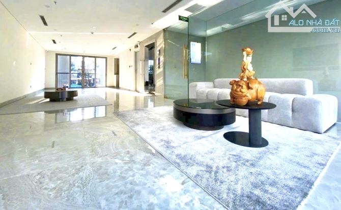 Bán tòa văn phòng 7 tầng, sát Trần Hưng Đạo, Sơn Trà, view sông Hàn chỉ 25 tỷ