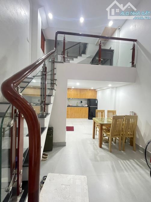 🏡 NHÀ ĐẸP – LÔ GÓC SIÊU THOÁNG – GẦN PHỐ – FULL NỘI THẤT CAO CẤP 32m2 - 5,6tỷ   ✅ Kết cấu
