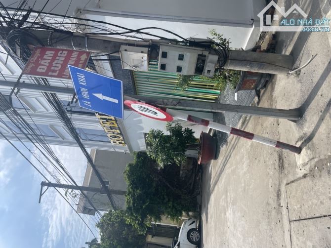 ĐẤT ĐẸP ĐỨC THƯỢNG 42m² – ĐƯỜNG RỘNG THÊNH THANG - Ô TÔ VÀO TẬN ĐẤT - GẦN QL32...
