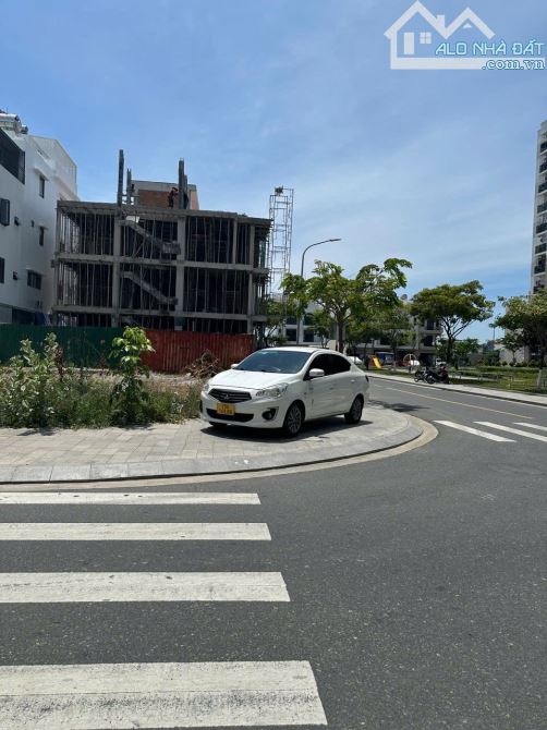 Bán lô góc view công viên đường A2 KĐT VCN Phước Long 2 , Nha Trang