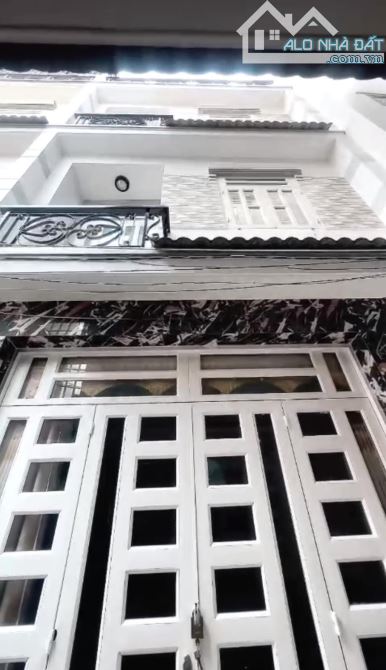 1,85 tỷ, bán nhà Bình Tân 26m2, 3 tầng, 2 pn, sổ hồng chung